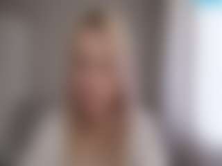 Flora's Live Sex Cam Show