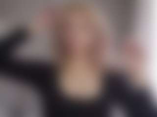 Flora's Live Sex Cam Show