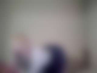 Flora's Live Sex Cam Show