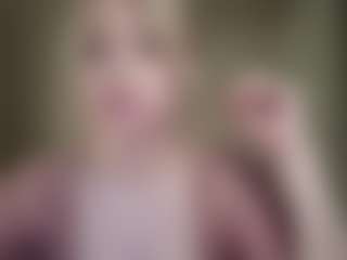Flora's Live Sex Cam Show
