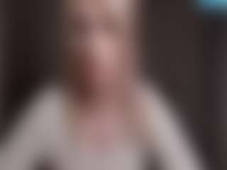 Flora's Live Sex Cam Show