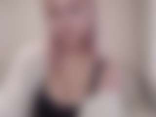 Flora's Live Sex Cam Show