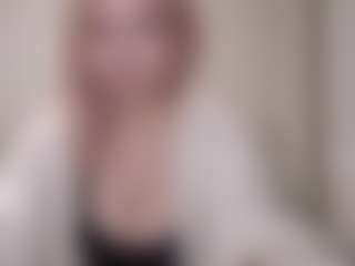 Flora's Live Sex Cam Show