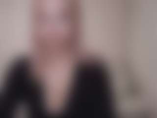 Flora's Live Sex Cam Show
