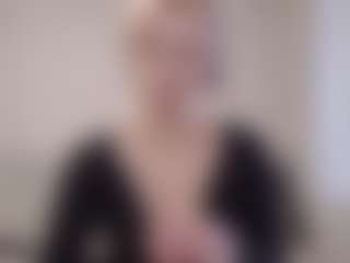 Flora's Live Sex Cam Show
