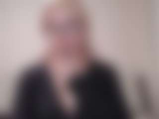 Flora's Live Sex Cam Show