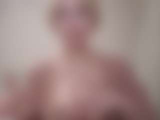 Live cam show with Flora - Thin on camwithhim.com