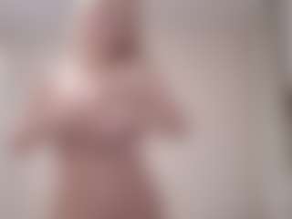Flora's Live Sex Cam Show