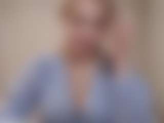 Live cam show with Flora - Upskirt on slutload