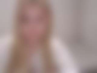 Flora's Live Sex Cam Show