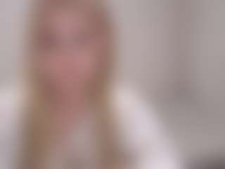 Flora's Live Sex Cam Show