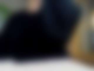 Live cam show with KittyNuarr - Smoking on Chatstar