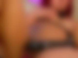 lara-curly's Live Sex Cam Show