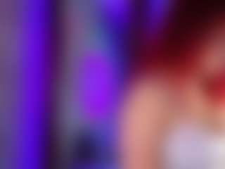 Live cam show with lara-curly - Thick on Camsoda