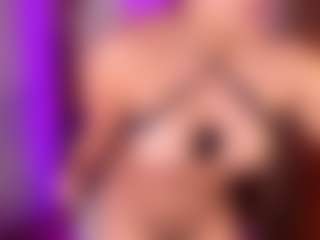 lara-curly's Live Sex Cam Show