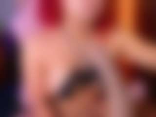 Live cam show with lara-curly - Role Play on Camming Site
