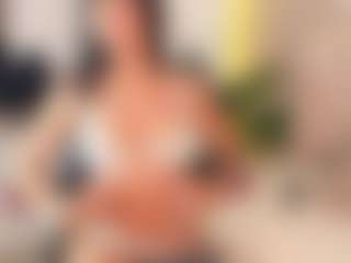 Live cam show with lily-roussee - Normal on Hubzter Live