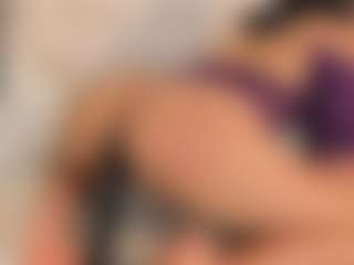 lily-roussee's Live Sex Cam Show