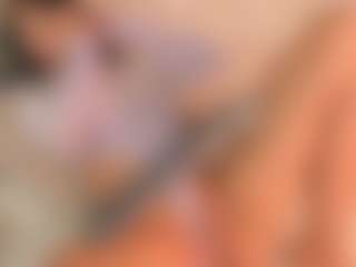 Live cam show with lily-roussee - Petite on https://playwithruby.com