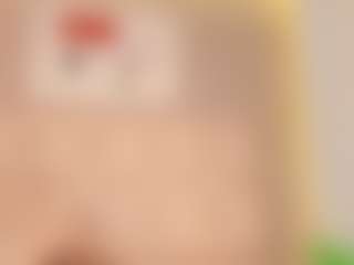 Live cam show with lily-roussee - Teen (18+) on Fling VIP Chat