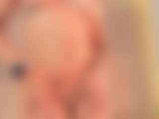 lily-roussee's Live Sex Cam Show