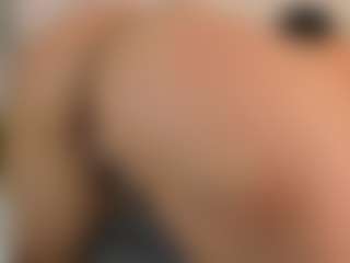 lily-roussee's Live Sex Cam Show