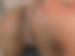 lily-roussee's Live Sex Cam Show