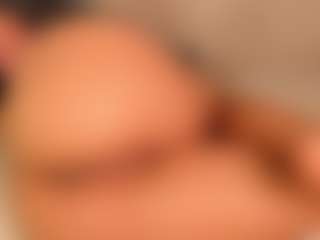 lily-roussee's Live Sex Cam Show