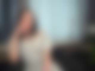 Live cam show with LulaWeidmann - Camel Toe on Camming Site