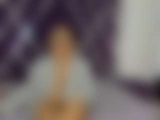 Live cam show with Lunaviceht - Shaved Pussy on Strip Flash - Live Sex Shows