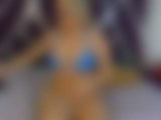Live cam show with Lunaviceht - Dildo Brown Hair on Camming Site