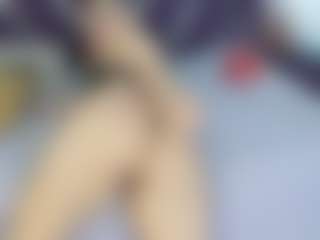 Live cam show with Lunaviceht - Colombia on Camsoda