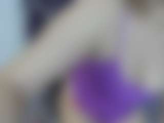 Live cam show with Lunaviceht - Brown Eyes Blonde Hair on Pornisteam.com
