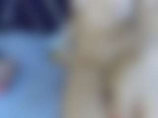 Show live cam dengan Lunaviceht - Glasses di Camsoda