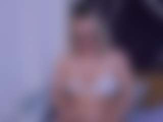 Live cam show with Lunaviceht - Colombia on Camsoda
