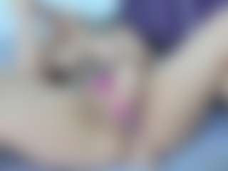 Live cam show with Lunaviceht - Erotic Dance on SinfulBabes