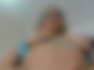Live cam show with Lunaviceht - Colombia on Camversity