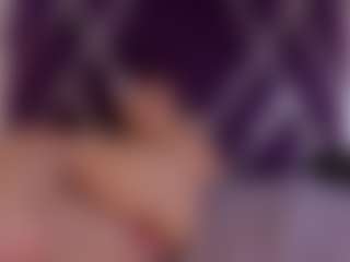 Spettacolo in cam dal vivo con Lunaviceht - Handjob su Camsoda
