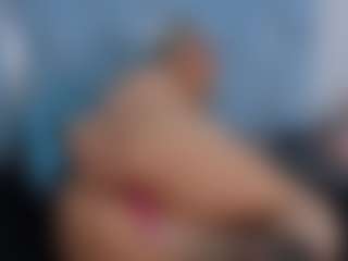 Live cam show with Lunaviceht - Colombia on Camsoda