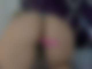 Live cam show with Lunaviceht - Colombia on Camsoda