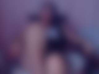 Live cam show with Melany Lewis - Average on CamSodaAdn