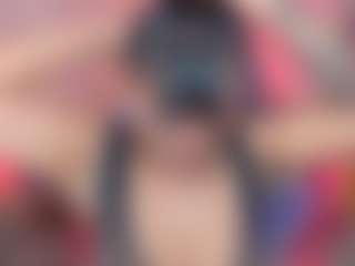 Live cam show with miss-scarllet - Nipple Piercings on CamwithHer