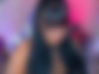 Live cam show with miss-scarllet - Pegging on madthumbs