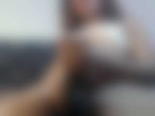 Live cam show with RenataValentina - HD on Camsoda