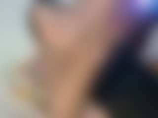 Live cam show with RenataValentina - Young Adult on madthumbs
