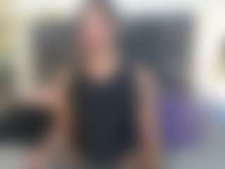 Live cam show with RenataValentina - Brown Eyes on CamClone