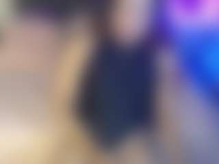 Live cam show with RenataValentina - Average on Cam Slut