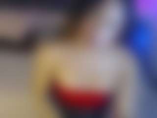 Live cam show with RenataValentina - Brown Eyes on StripNow
