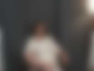Live cam show with SamaraBrandenberger - Normal on SquirtSoMuch