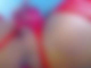 Live cam show with Ebony-DickTS - Black Hair on Camiplay Live